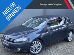 Volkswagen Golf - 1.4 TSI Highline / PDC / NAV / Clima