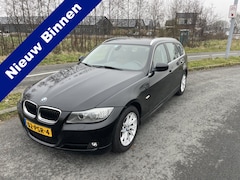 BMW 3-serie Touring - 318i Corporate Lease Luxury Line 101 DKM