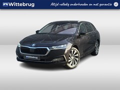 Skoda Octavia Combi - 1.4 TSI 204PK DSG iV PHEV Style / Digitale Cockpit / Stuur + Stoelverwarming V+A / Achteru