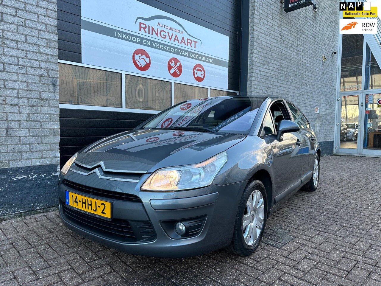 Citroën C4 - 1.4 16V Image Nette Auto - AutoWereld.nl