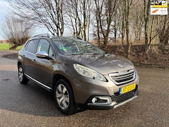 Peugeot 2008 - 1.2 VTi Allure | Clima | Navi | APK 11-2025