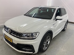 Volkswagen Tiguan - 1.4 TSI 4Motion Highline Business R