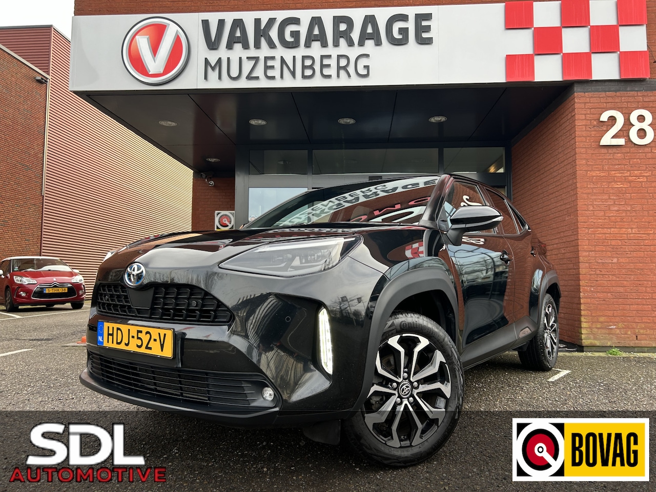 Toyota Yaris Cross - 1.5 Hybrid Dynamic // FULL LED // CAMERA // DODEHOEK //ADAPT. CRUISE CONTROL // KEYLESS // - AutoWereld.nl