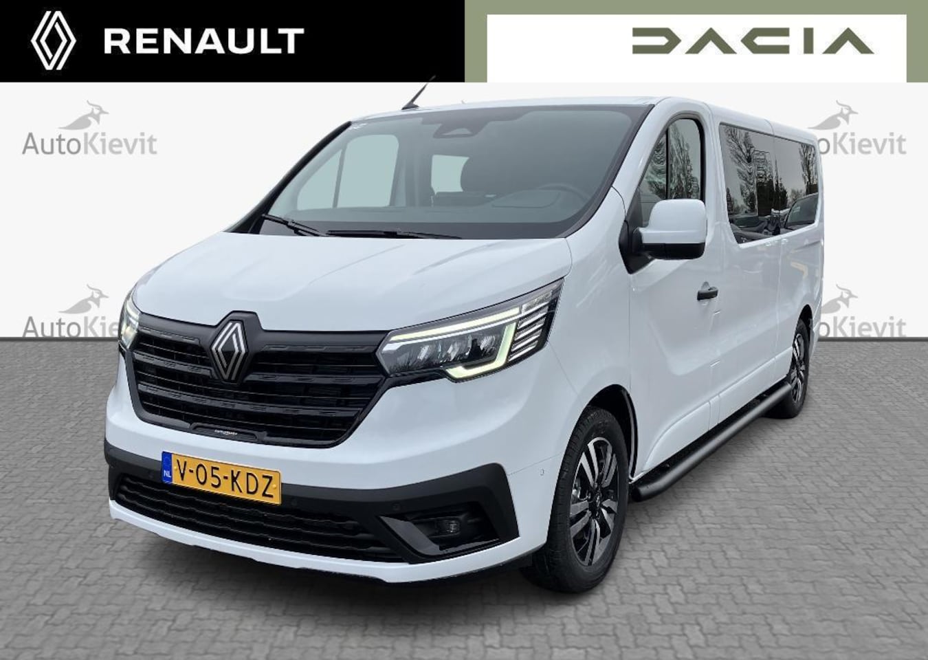 Renault Trafic - 2.0 Blue dCi EDC 170 T29 L2H1 Extra DC - 125th Anniversary - Dubbel Cabine / Alarm / Trekh - AutoWereld.nl