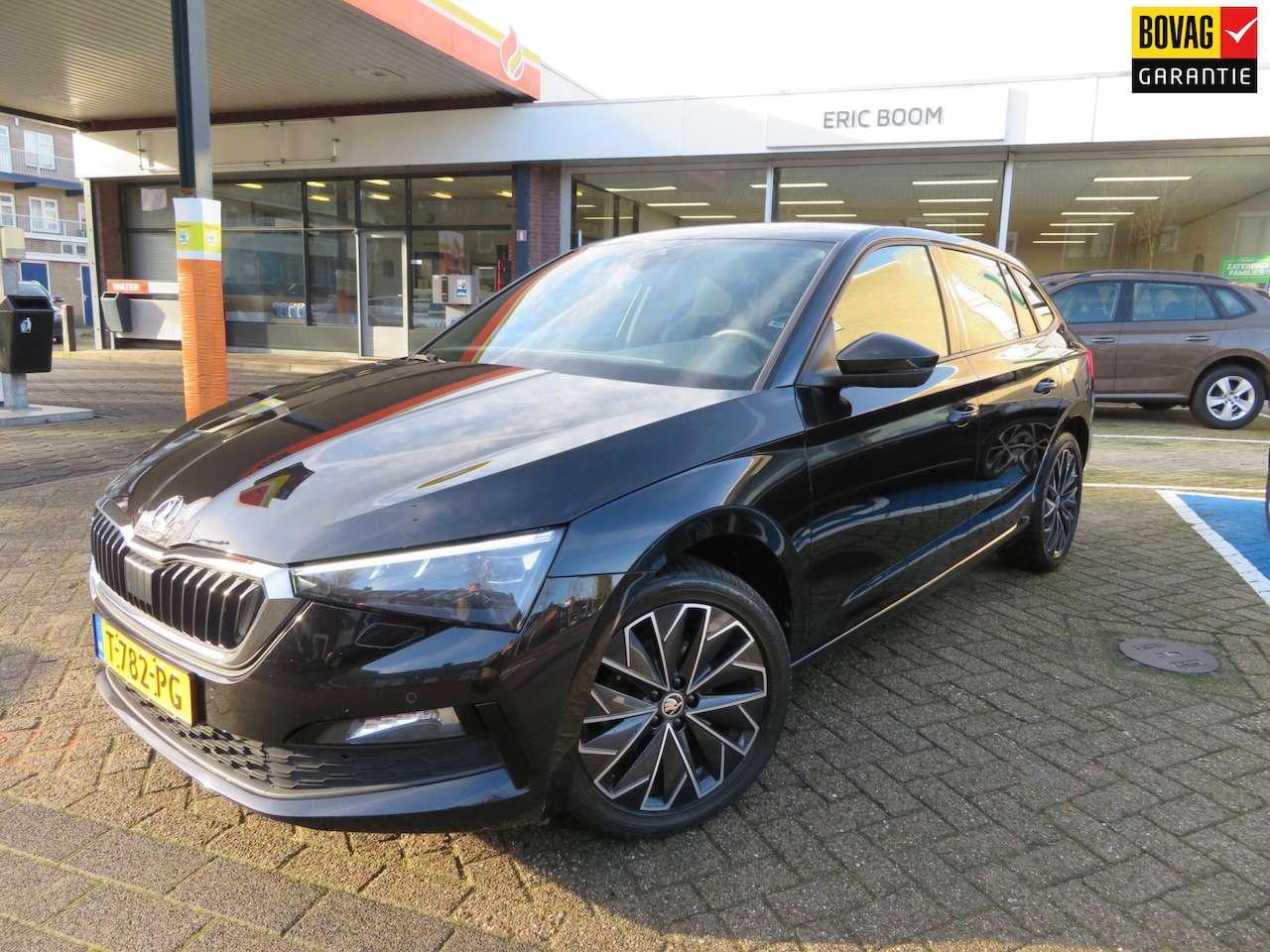 Skoda Scala - 1.0 TSI SPORT !Business Edition ZWART MET. SPORT INTERIEUR - AutoWereld.nl