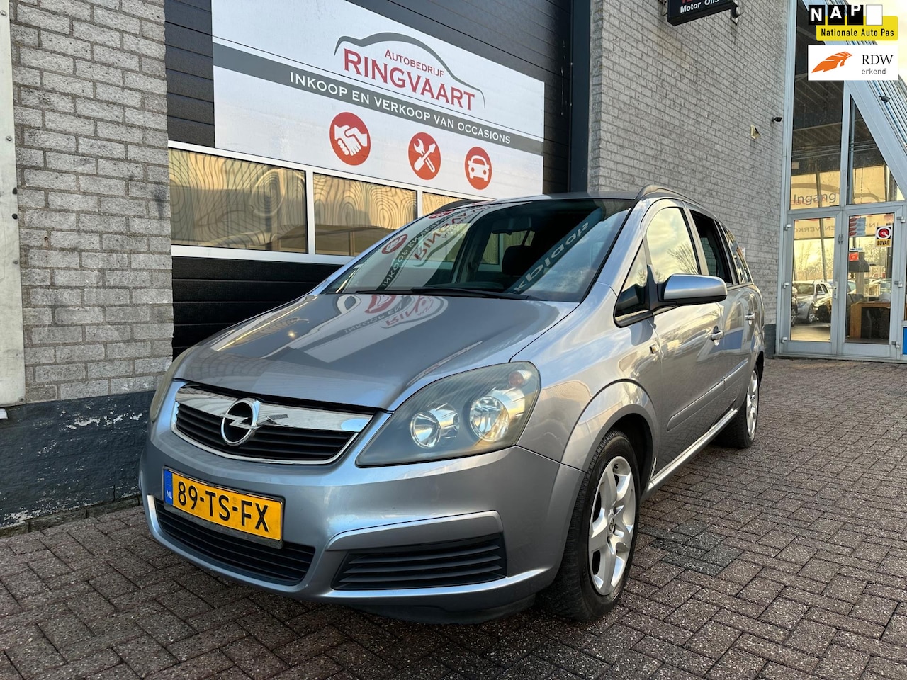 Opel Zafira - 1.6 Enjoy 7 Per Met Jaar APK - AutoWereld.nl