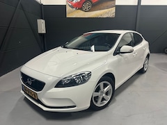 Volvo V40 - 1.6 T2 120pk Kinetic Climate-Cruisecontrol Navigatie Pdc Afn.Trekhaak Slechts 65.000 km N.