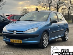 Peugeot 206 - 1.4 Gentry ((5 deurs, zeer nette auto, APK tot 2024))