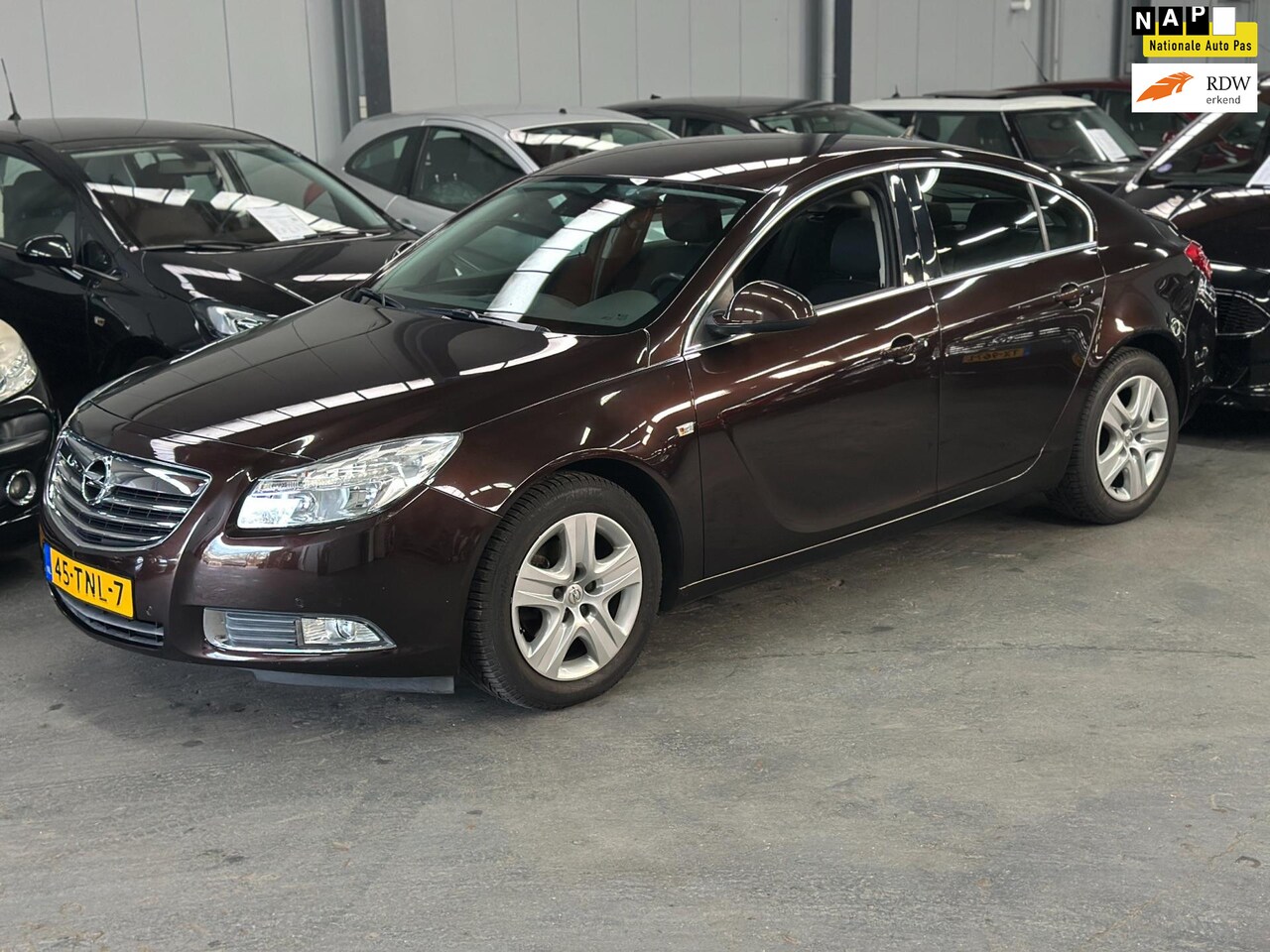 Opel Insignia - 1.4 Turbo EcoFLEX Business Edition 3de Eigenaar Nieuwe APK NAP - AutoWereld.nl