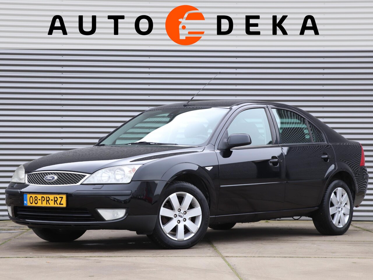 Ford Mondeo - 1.8-16V Futura *1e Eigenaar* - AutoWereld.nl