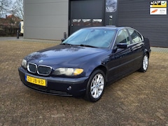 BMW 3-serie - 318i Executive, CruisC, Clima, PDC, 174 NAP