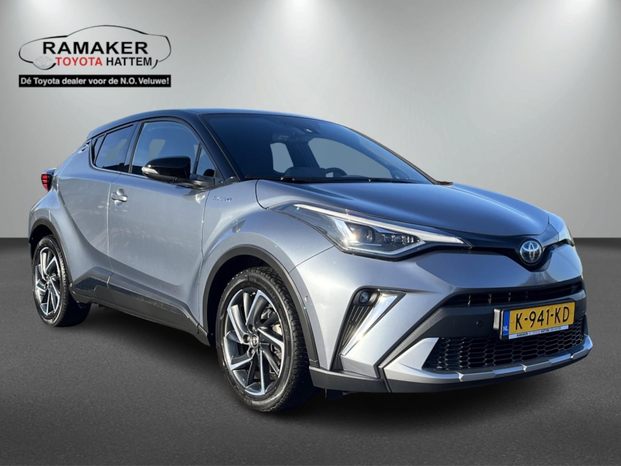 Toyota C-HR - 2.0 Hybrid Bi-Tone 2.0 Hybrid Bi-Tone - AutoWereld.nl