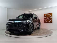 Volkswagen Tiguan - 1.5 eHybrid 2x R-Line 2025 PER DIRECT BESCHIKBAAR | VOL OPTIE INCL. 5 JAAR GARANTIE