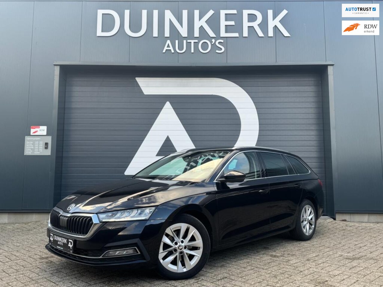 Skoda Octavia Combi - 2.0 TDI | Virtual | Airco | DAB | Lane Assist | Cruise Control | Keyless - AutoWereld.nl