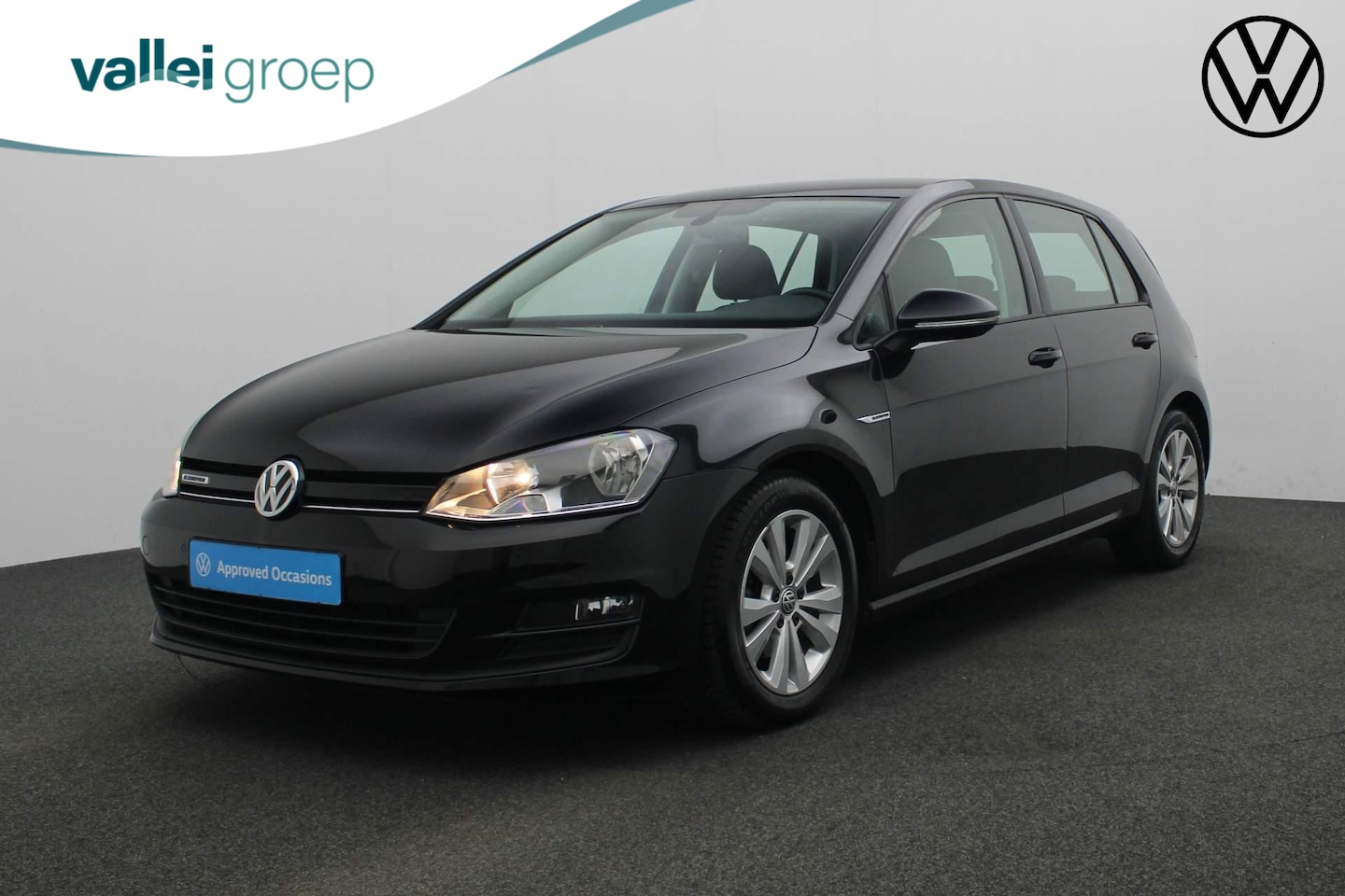 Volkswagen Golf - 1.0 TSI 115PK Connected Series | Navi | Camera | Cruise | Sportstoelen | Alarm - AutoWereld.nl