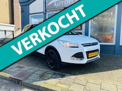 Ford Kuga - 1.6 Titanium/ AIRCO / PANODAK / PDC