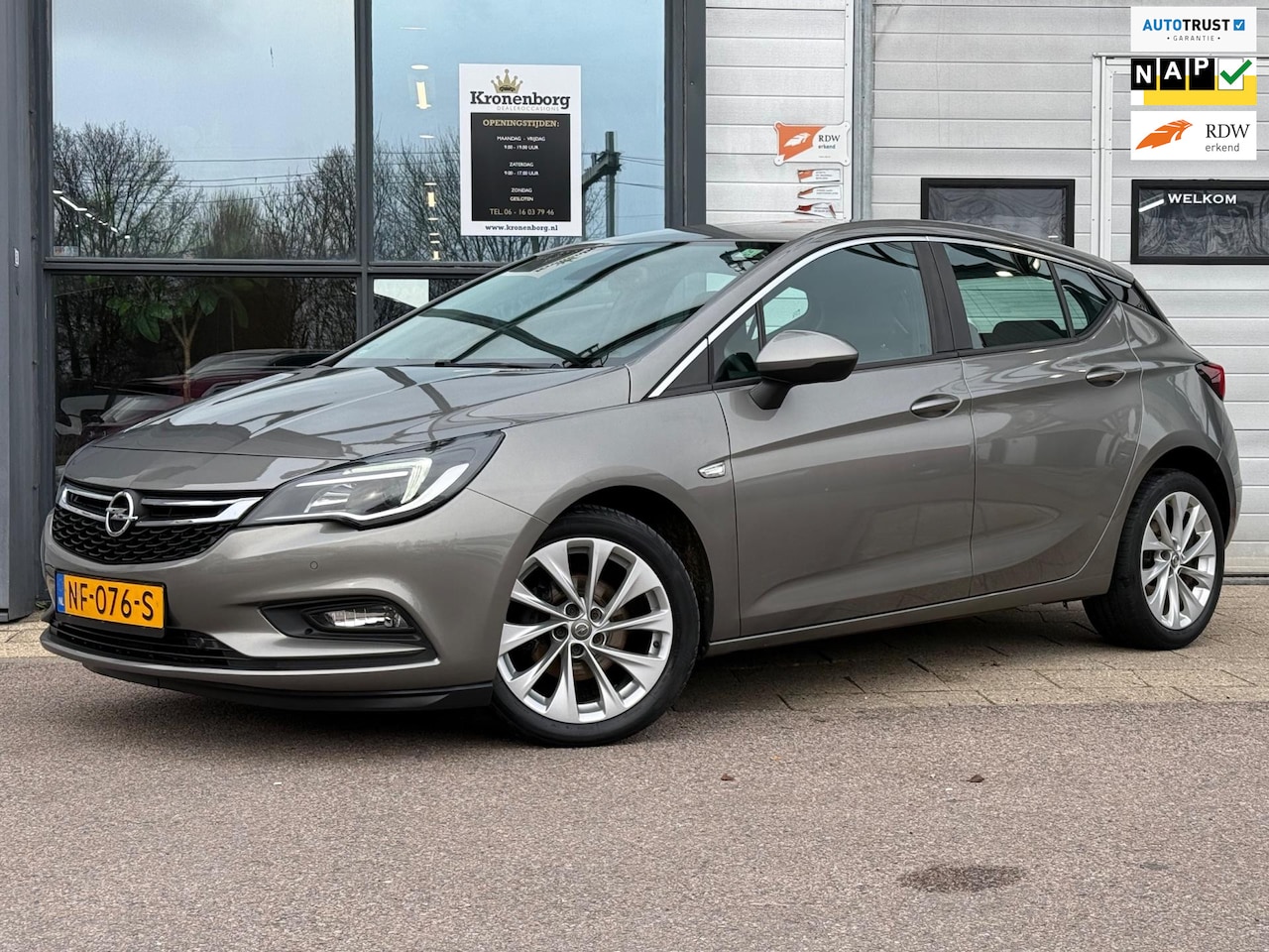 Opel Astra - 1.4 Edition 1.4 Edition, NAVI, CARPLAY, NAP - AutoWereld.nl