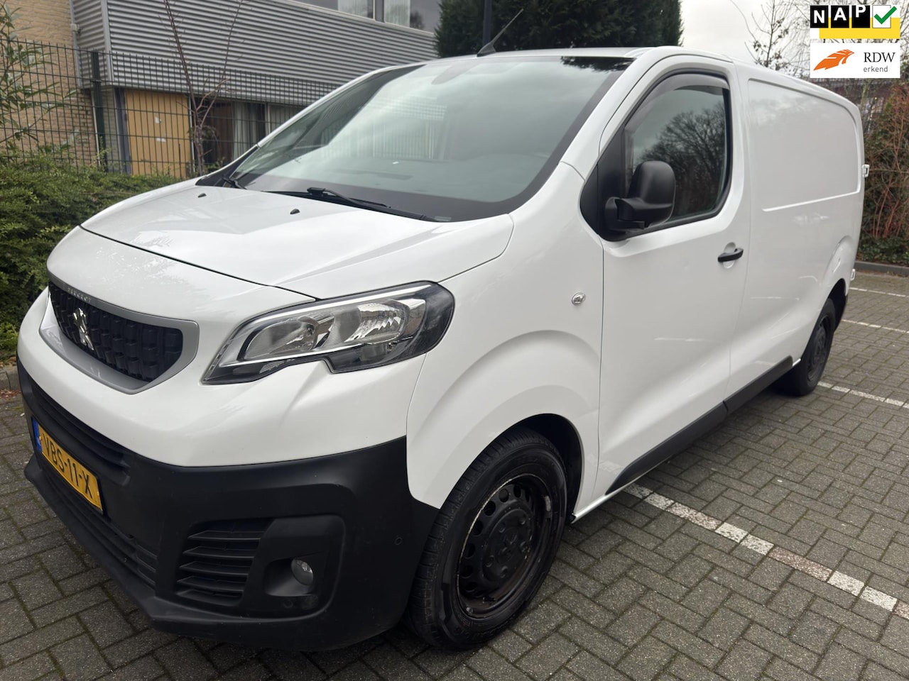 Peugeot Expert - 2.0 BlueHDI 120 Standard Premium 2.0 BlueHDI 120 Standard Premium - AutoWereld.nl