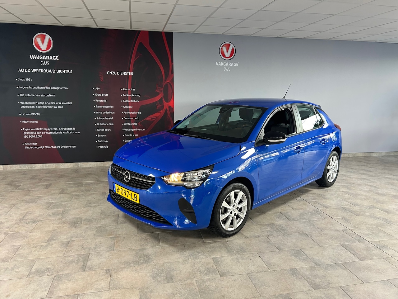 Opel Corsa - 1.2 Edition nl-auto rijklaar incl. beurt en garantie - AutoWereld.nl