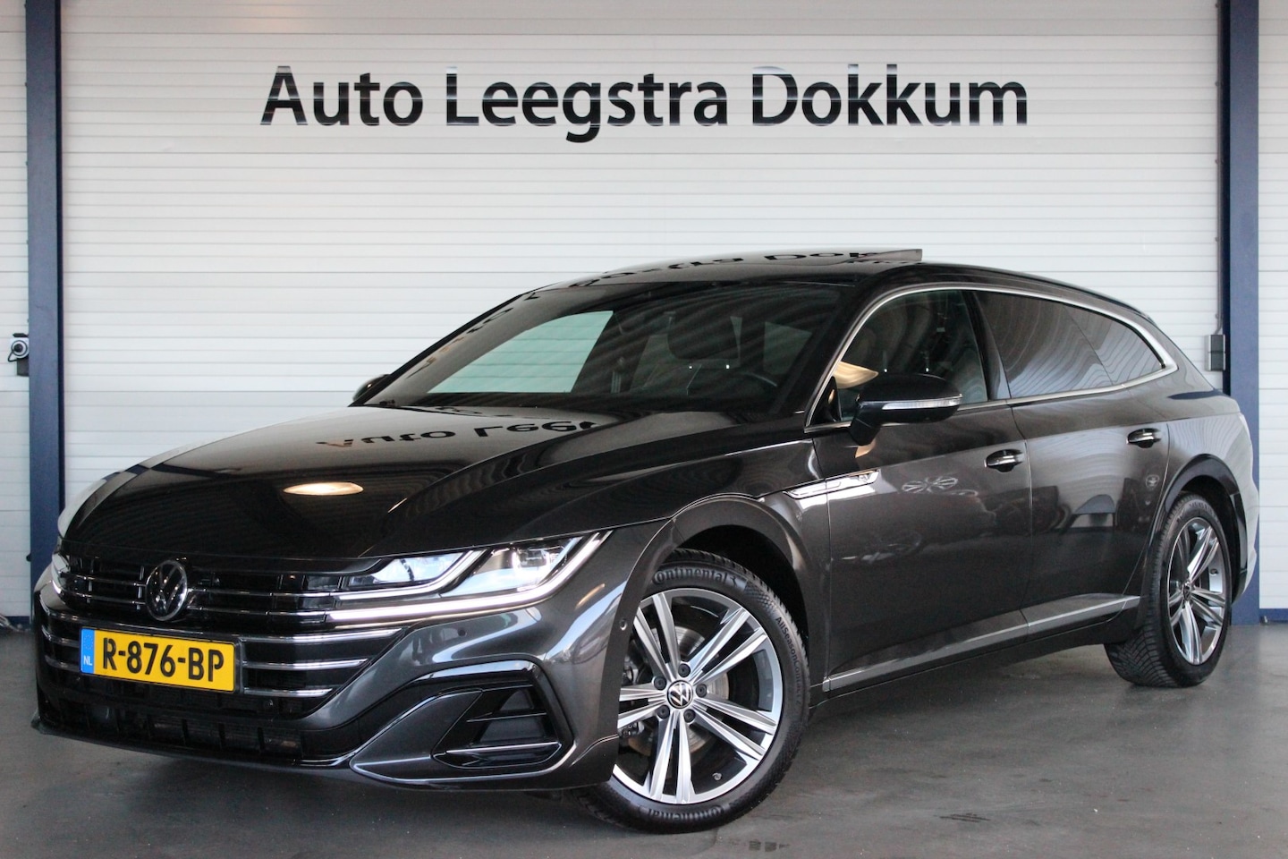 Volkswagen Arteon Shooting Brake - 1.4 TSI eHybrid R-Line Business+ Trekhaak | Head-Up | Pano | DCC | 360° Camera | LED Matri - AutoWereld.nl