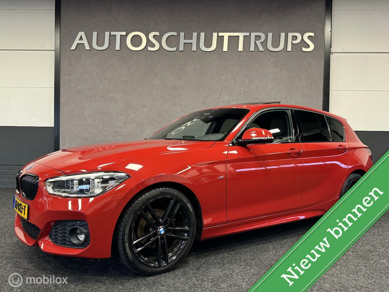 BMW 1-serie - 118i High Executive AUTOM / M SPORT / DAKJE / NAP - AutoWereld.nl