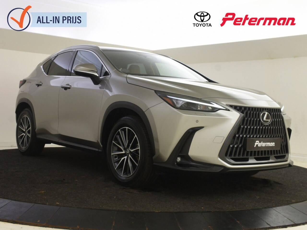 Lexus NX - 450h+ AWD Executive Line | Stuur en Stoelverwarming - AutoWereld.nl