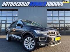 Volkswagen T-Roc - 1.5 TSI Sport DSG NL.Auto/150Pk/Panoramadak/Virtual Cockpit/Alcantara/Camera/1Ste Eigenaar