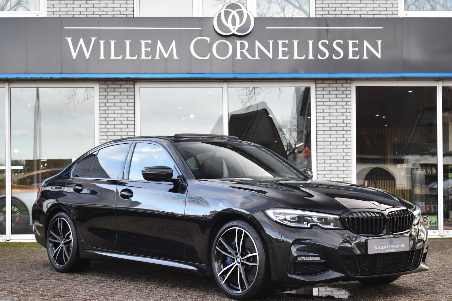 BMW 3-serie - 320i High Exe M-Sport Pano Leder HUD 19" Camera BMW 3-serie 320i High Executive Edition - AutoWereld.nl