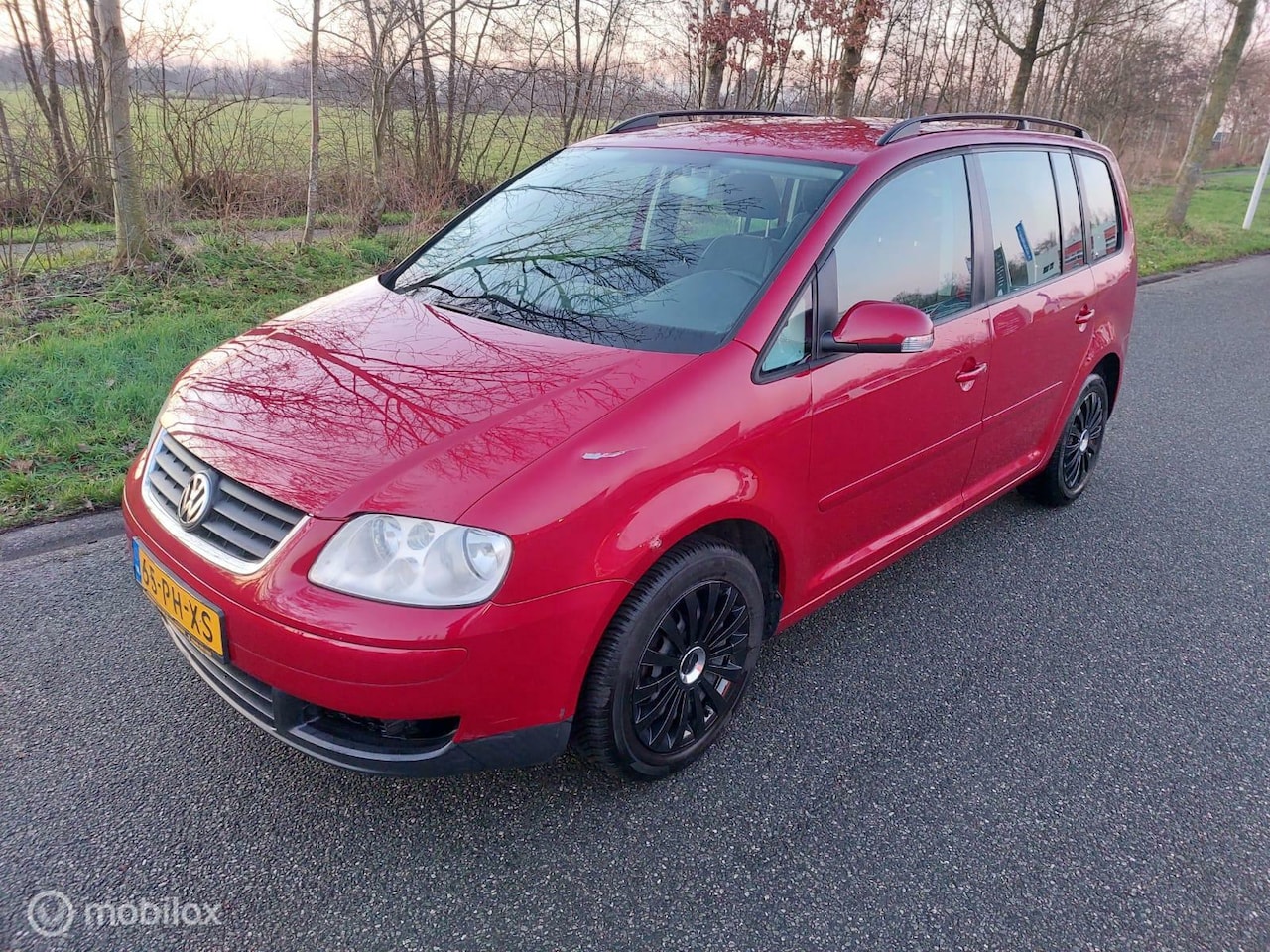 Volkswagen Touran - 1.6-16V FSI Trendline # Met Nieuwe APK!! - AutoWereld.nl