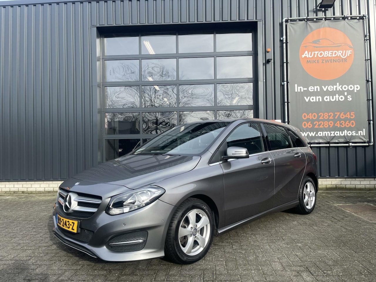 Mercedes-Benz B-klasse - 200 AUTOMAAT|NAVIGATIE|TREKHAAK|STOELVERWARMING|CRUISE CONTROL|AIRCO|SFEERVERLICHTING - AutoWereld.nl