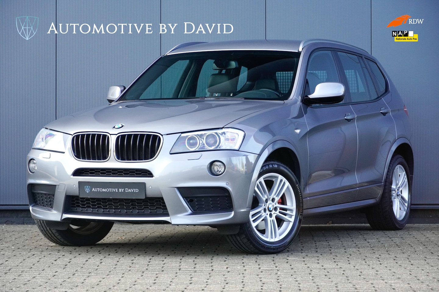 BMW X3 - xDrive20i 184 pk M SPORT EXECUTIVE AUTOMAAT / TREKHAAK / ACHTERUITRIJCAMERA / SPORTSTOELEN - AutoWereld.nl