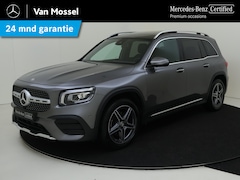 Mercedes-Benz GLB - 200 AMG Line 7p. / Panorama-Schuifdak / Privacy Glass / Parkeer Camera / Elektr. Trekhaak