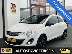 Opel Corsa - 1.2 BLACK & WHITE LIMITED EDITION | PANODAK |