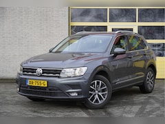 Volkswagen Tiguan - 1.5 TSI Comfortline Business BJ2019 Lmv 17" | Led | Pdc | Navi | Panoramadak | Trekhaak |