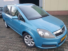 Opel Zafira - 1.8 Cosmo