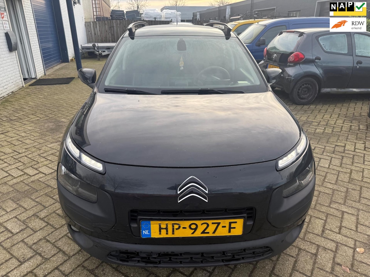 Citroën C4 Cactus - 1.6 BlueHDi Limited Business Plus TURBO KAPOT MOTOR DEFECT - AutoWereld.nl