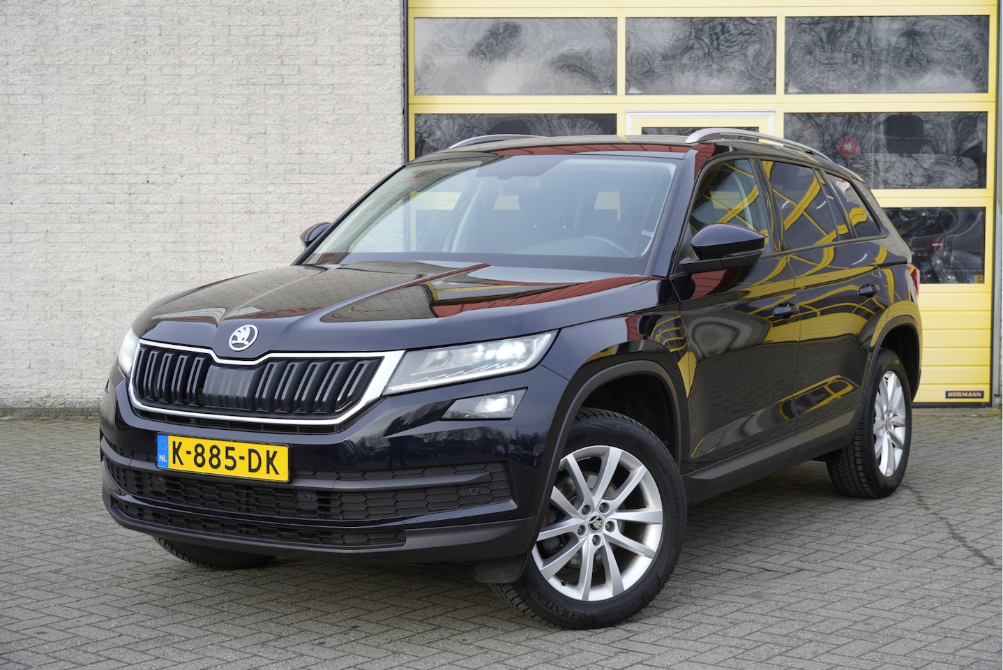 Skoda Kodiaq - 1.5 TSI 150PK! Automaat Business Edition BJ2020 Lmv 18" | Led V+A | Pdc | Navi | Elek. tre - AutoWereld.nl