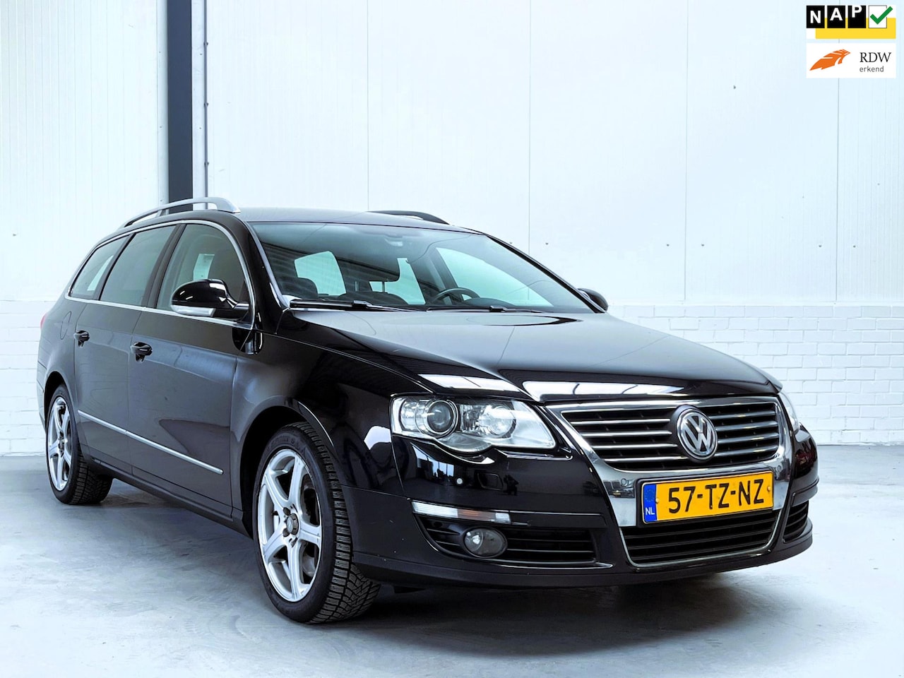 Volkswagen Passat Variant - 3.2 V6 Highline Business 4M Org NL - AutoWereld.nl