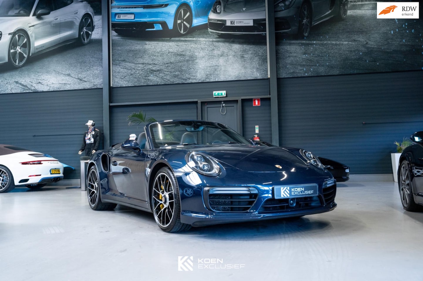 Porsche 911 Cabrio - 991 3.8 Turbo S, Burmester, Lift, 18weg stoelen met stoelventilatie. - AutoWereld.nl