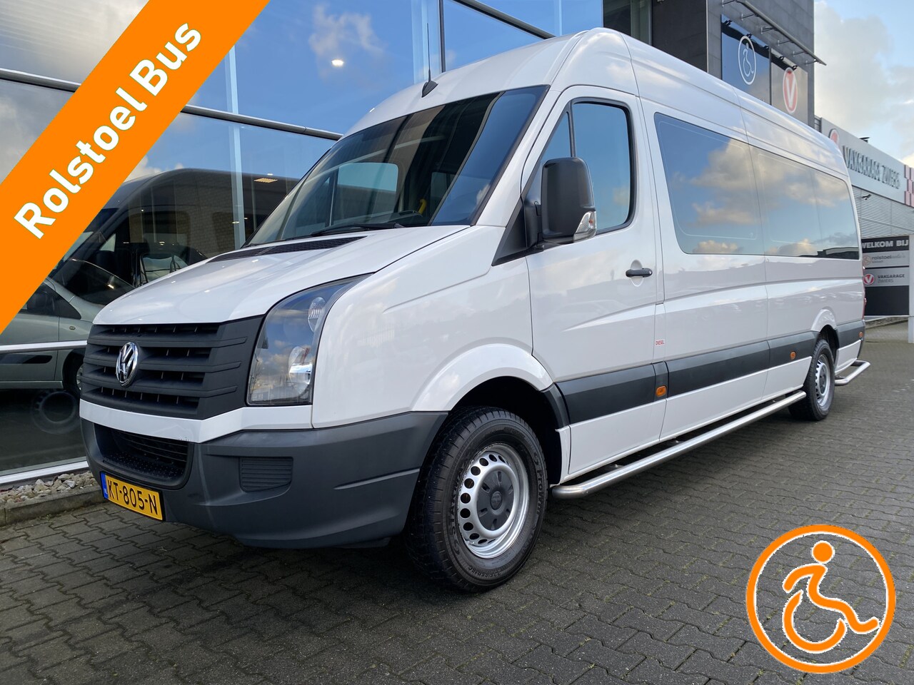 Volkswagen Crafter - Rolstoelbus / Personenbus 35 2.0 TDI L3H2 BM (Zeer nette en extra lange Rolstoelbus met 6 - AutoWereld.nl