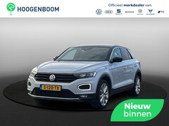 Volkswagen T-Roc - 1.5 TSI Sport | Achteruitrijcamera | Stoel- en stuurwielverwarming | BEATS audio | Navigat