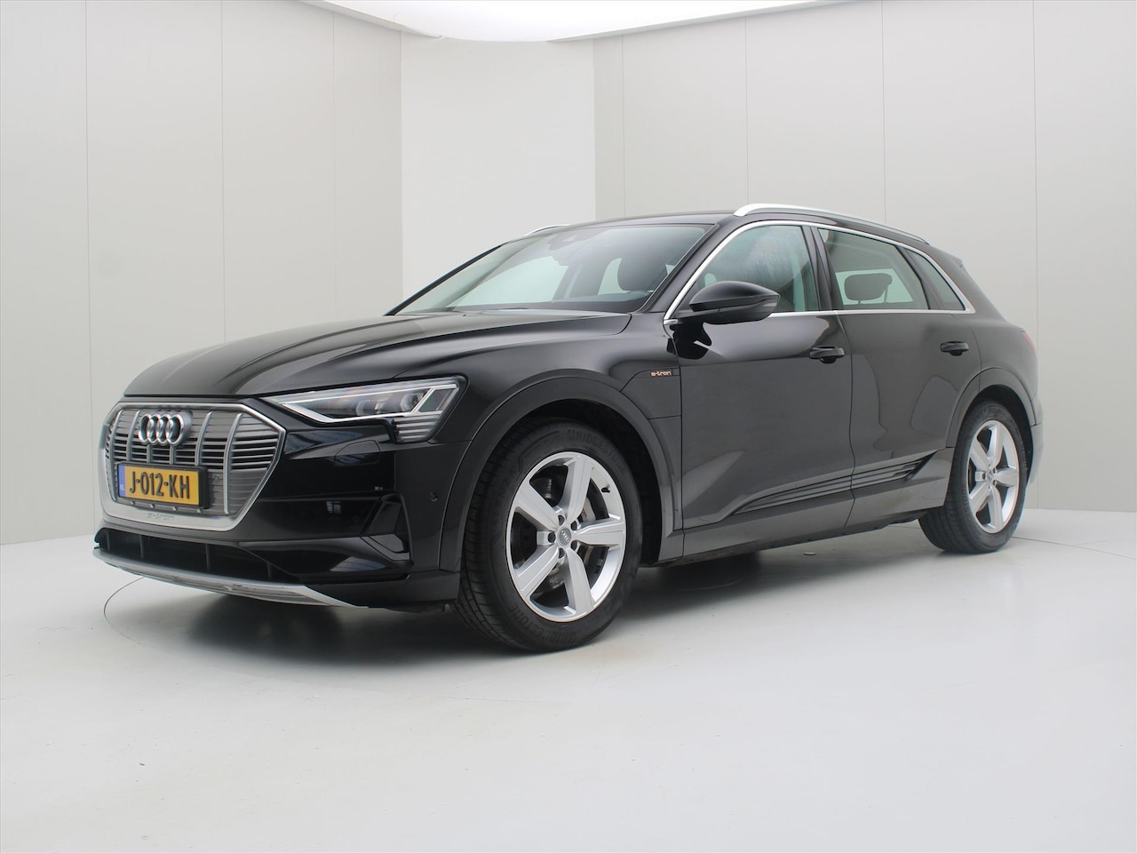 Audi e-tron - 50 quattro 313pk Launch Edition Plus [ PANODAK+LEDER+CLIMAAT+CRUISE+PDC+NAVIGATIE ] - AutoWereld.nl