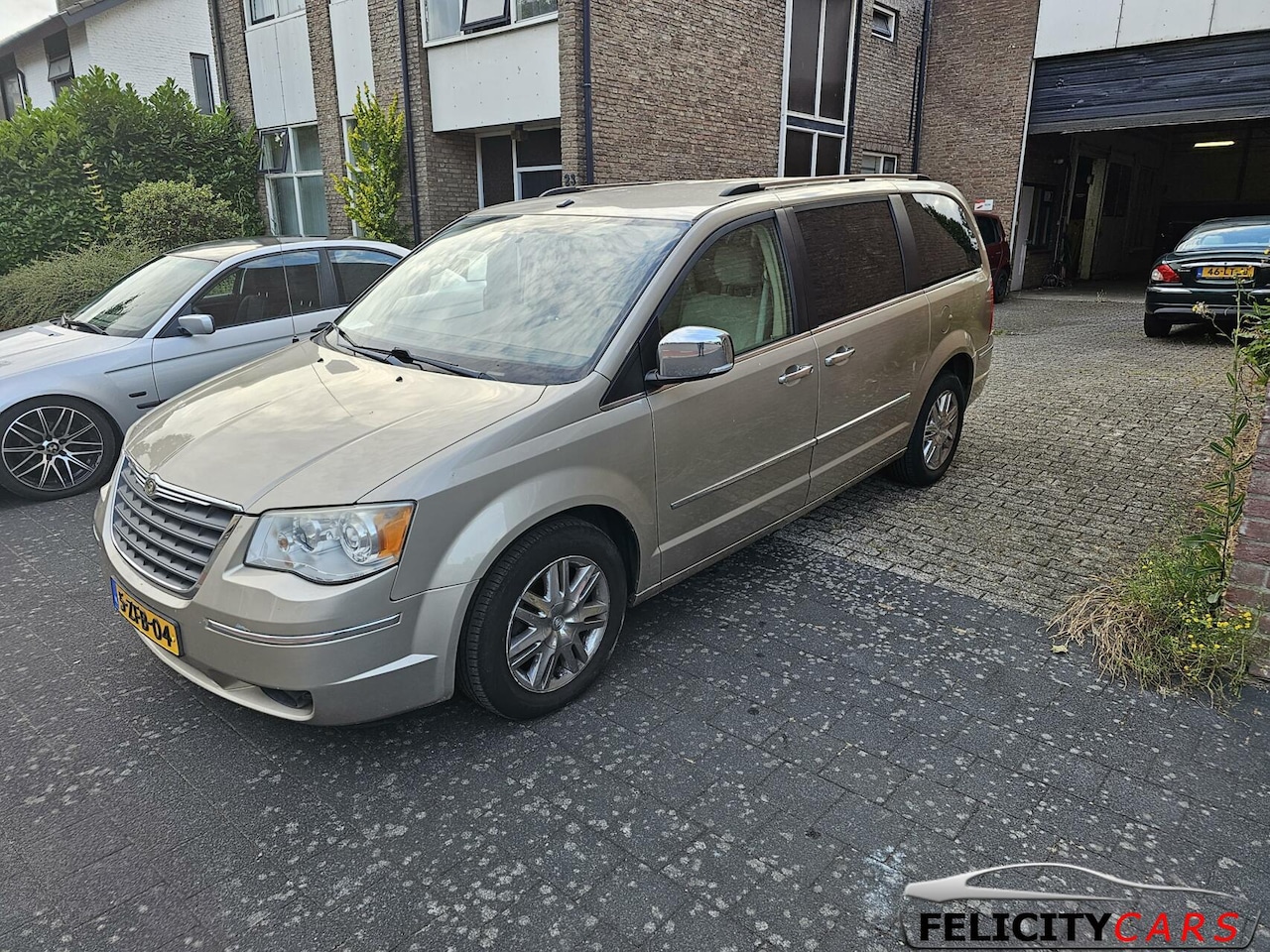 Chrysler Town and Country - 4.0 V6 - AutoWereld.nl