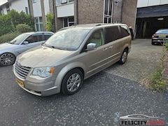 Chrysler Town and Country - 4.0 V6 dvd navi tafel s&go