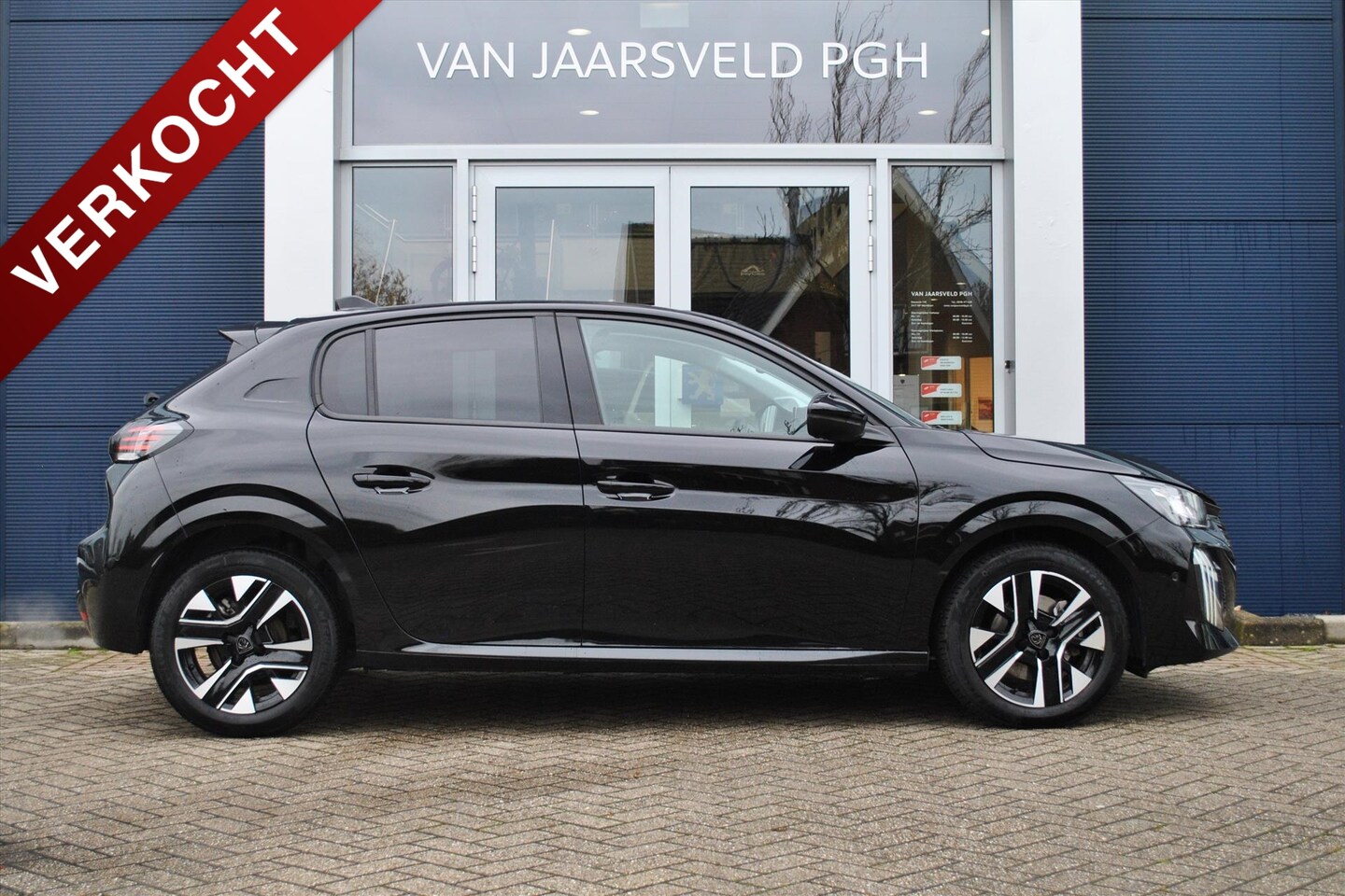 Peugeot 208 - 1.2 PureTech 100pk Allure / camera / verw.stoelen - AutoWereld.nl