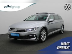 Volkswagen Passat Variant - 1.4 TSI 218PK DSG PHEV GTE Business | Panoramadak | Matrix LED | Achteruitrijcamera | Adap