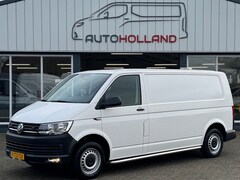 Volkswagen Transporter - 2.0 TDI 75KW 102PK L2H1 EURO 6 AIRCO/ CRUISE CONTROL/ TREKHAAK/