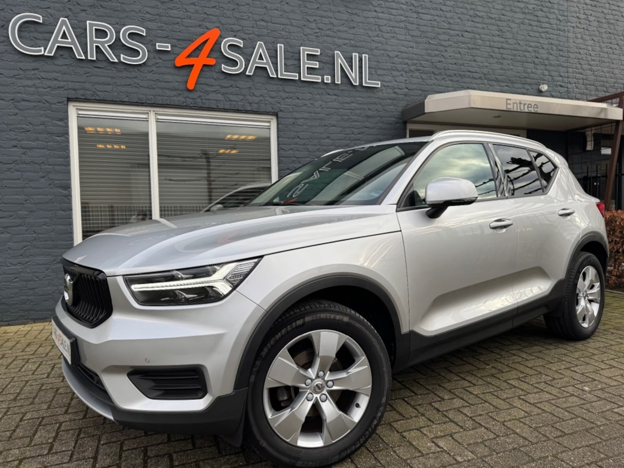 Volvo XC40 - 1.5 T3 + 1/2 leder + Camera + Panorama + Harman Kardon - 63 dkm! - AutoWereld.nl