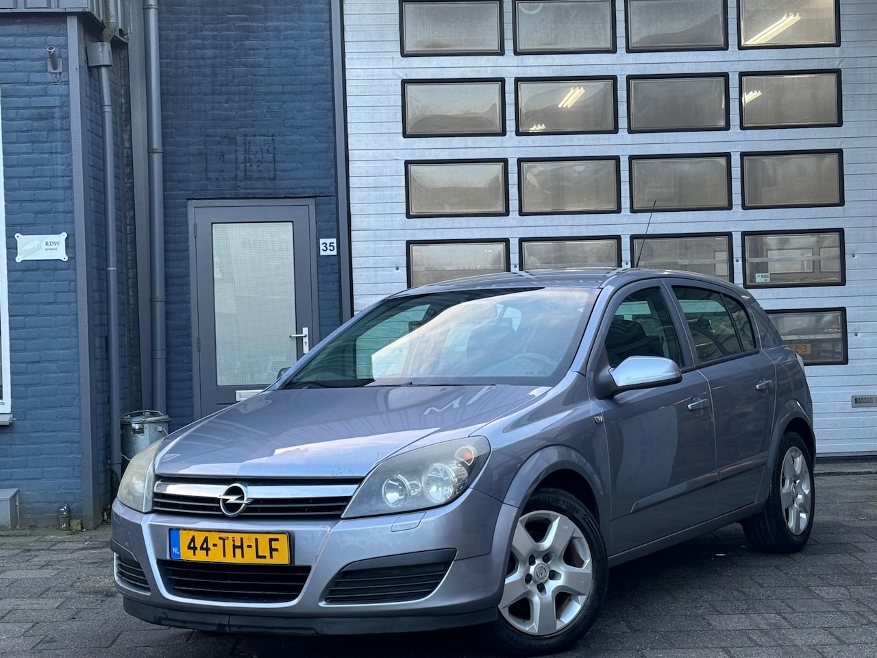 Opel Astra - 1.6 Edition | Airco | Cruise | NW APK - AutoWereld.nl