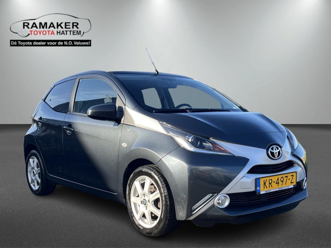 Toyota Aygo - 1.0 VVT-i x-clusiv Cabrio - AutoWereld.nl